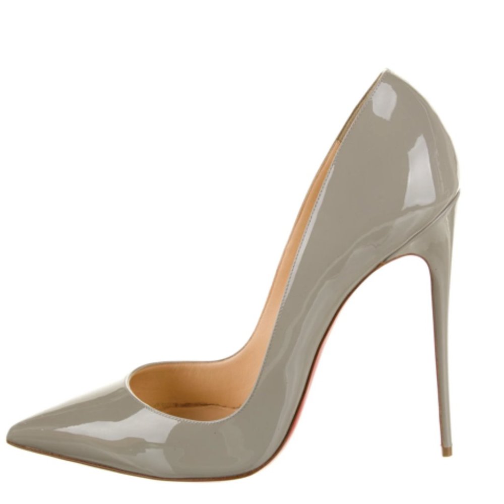 Gorgeous Christian Louboutin "So Kate" Pumps
